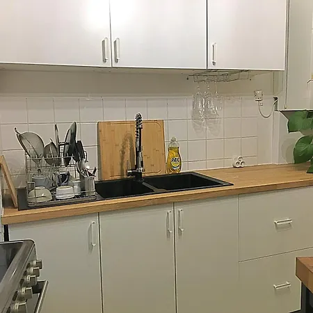 Big, Bright And Beautiful Flat