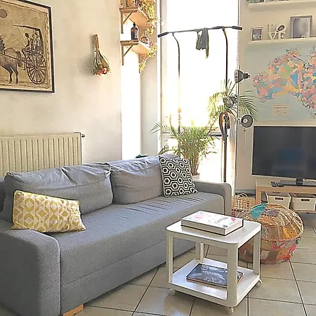 Big, Bright And Beautiful Flat *